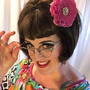 Meet your Posher, Elsa